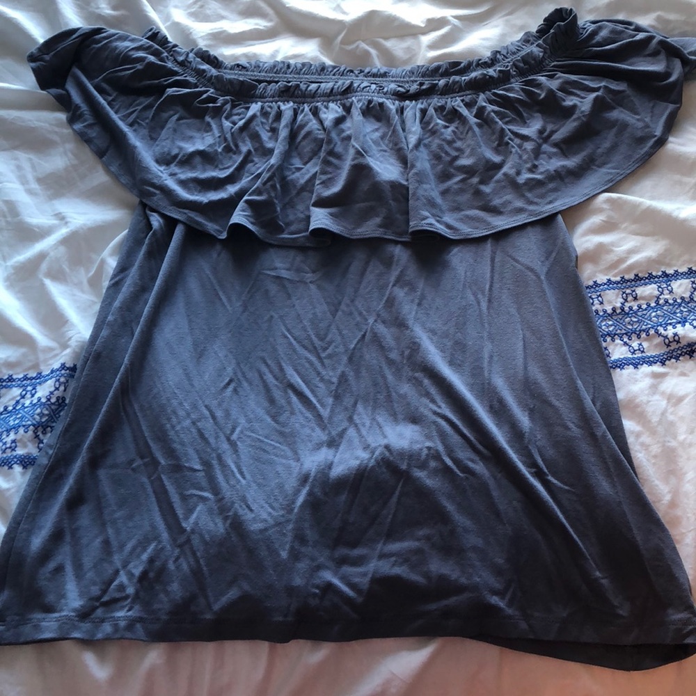 NEVER WORN Abercrombie and Fitch top